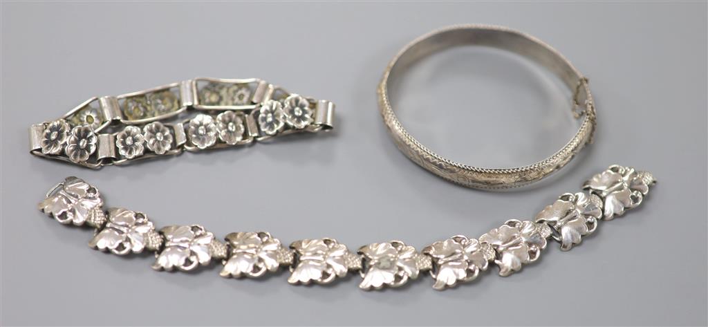 A 20th century Scandinavian 830S white metal stylised flower head bracelet, maker BH, 19cm & 2 other items.